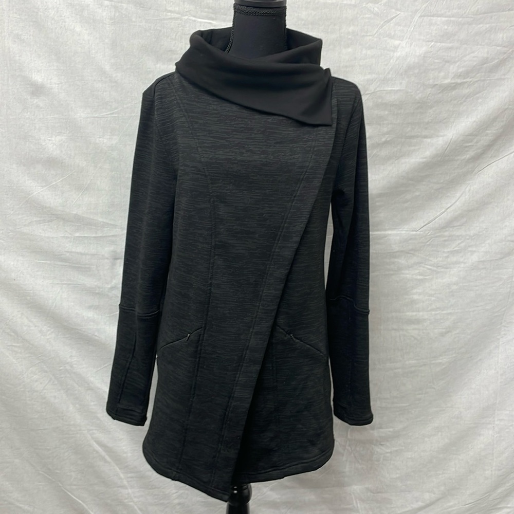 Zella sweatshirt fleece oversized black marled color, wrap jacket, size Medium